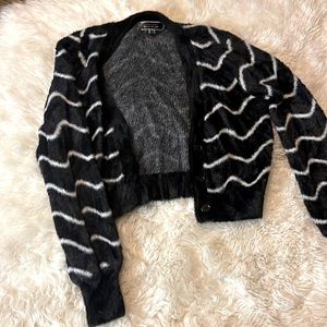 Black and white zig zag button up crop sweater size small